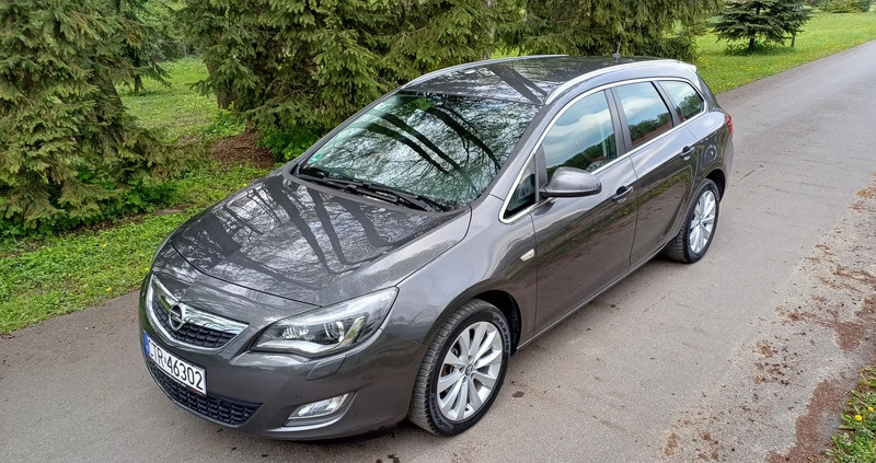 Opel Astra cena 27800 przebieg: 189000, rok produkcji 2011 z Tczew małe 596